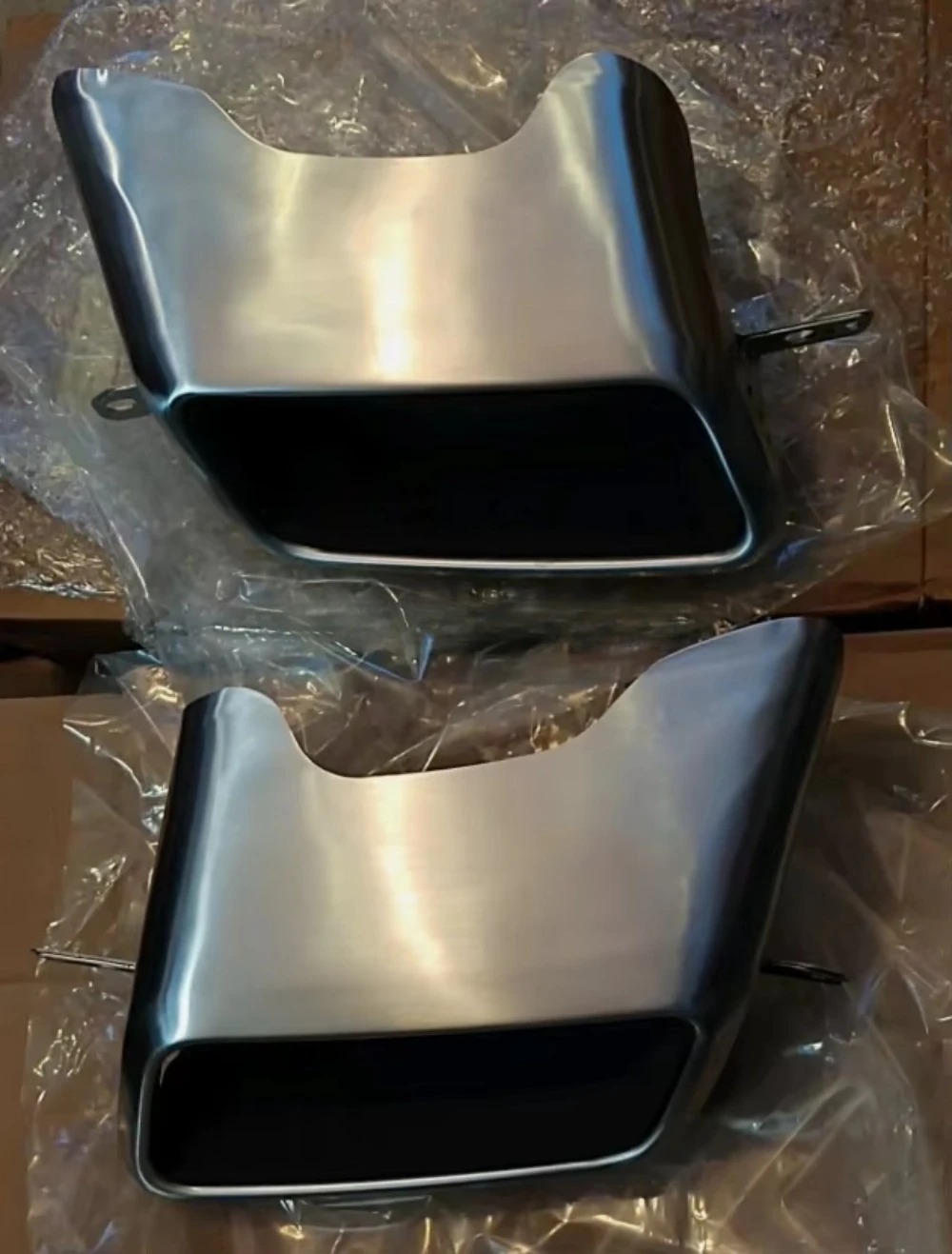 For Range Rover Sport 2018-2022 Tail Pipe Muffler Tips LR104742 LR104743 LR121472 LR121473 Exhaust Finisher Panel